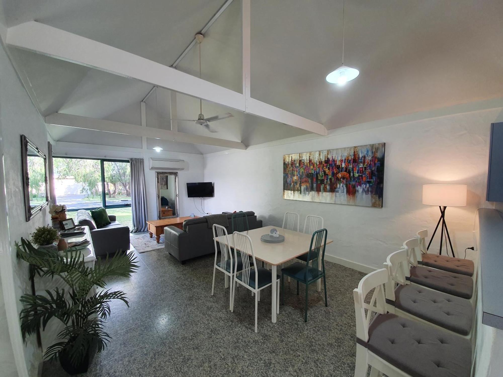 Busselton Holiday Units Villa Phòng bức ảnh